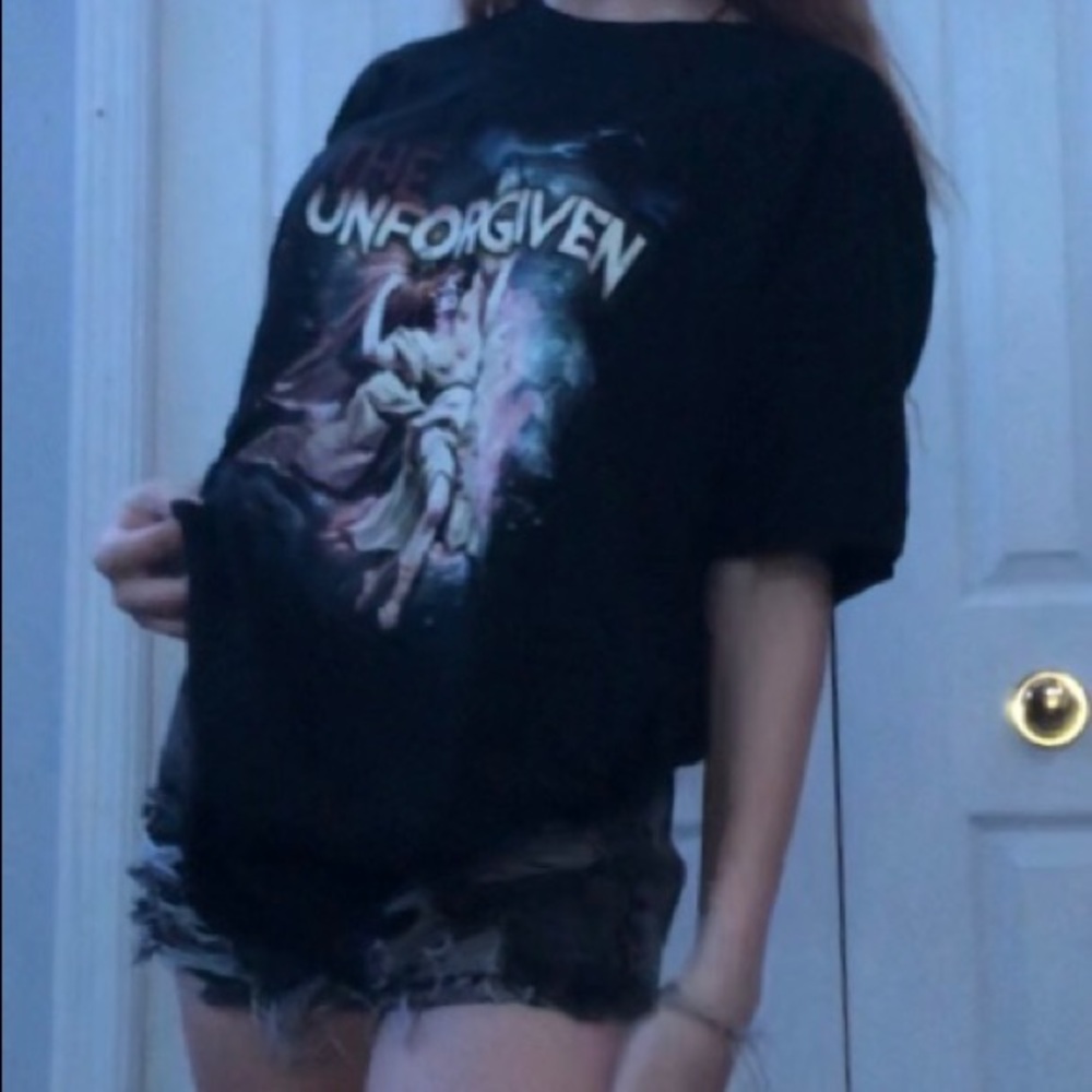 Black long t-shirt - Picture 1 of 3